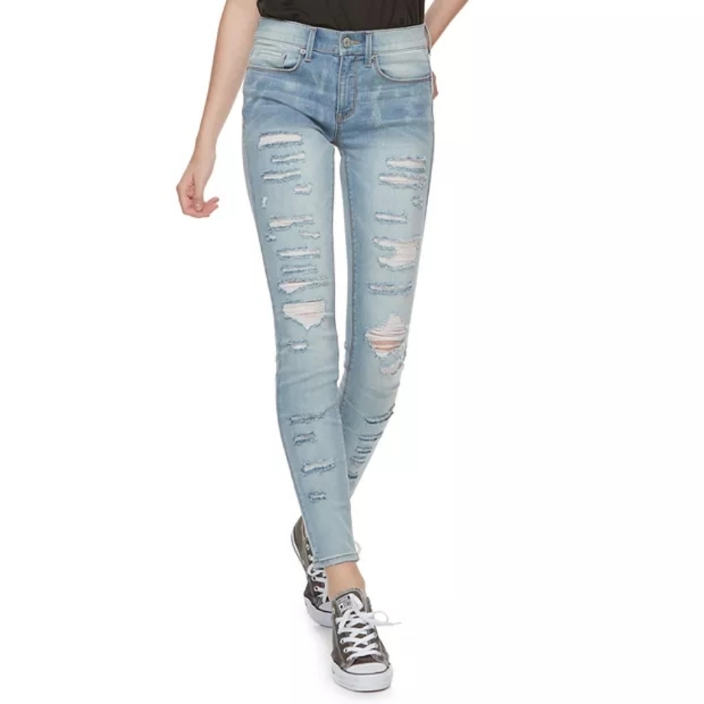 NWOT Mudd Distressed Ripped Light Blue Women's Low Rise Skinny Jeans Denim 9